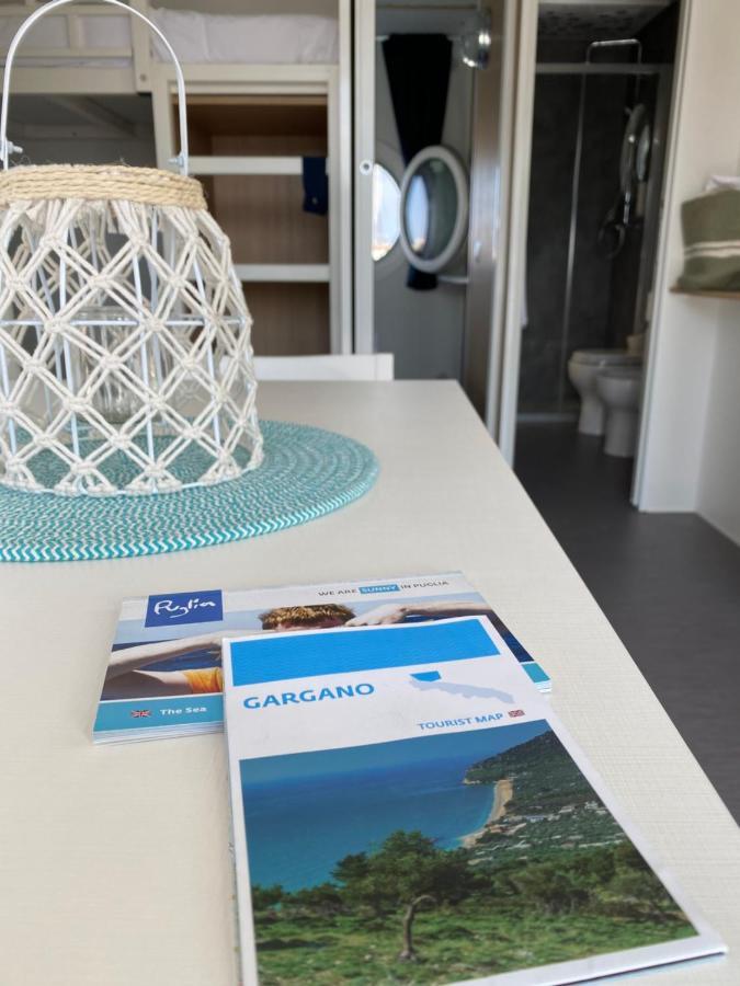 Hotel Marina del Gargano Houseboat Manfredonia Exterior foto